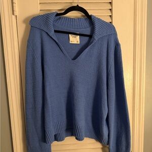 Abercrombie & Fitch Blue V-Neck Sweater